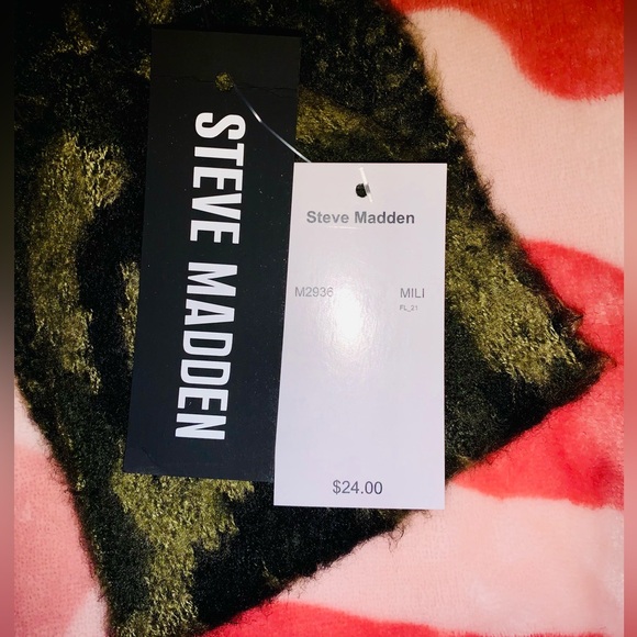 NWT STEVE MADDEN SPECTRUM KNIT 🧶 TWISTED FRONT HEAD WRAP - CAMO, OS, BNWT - Picture 3 of 9